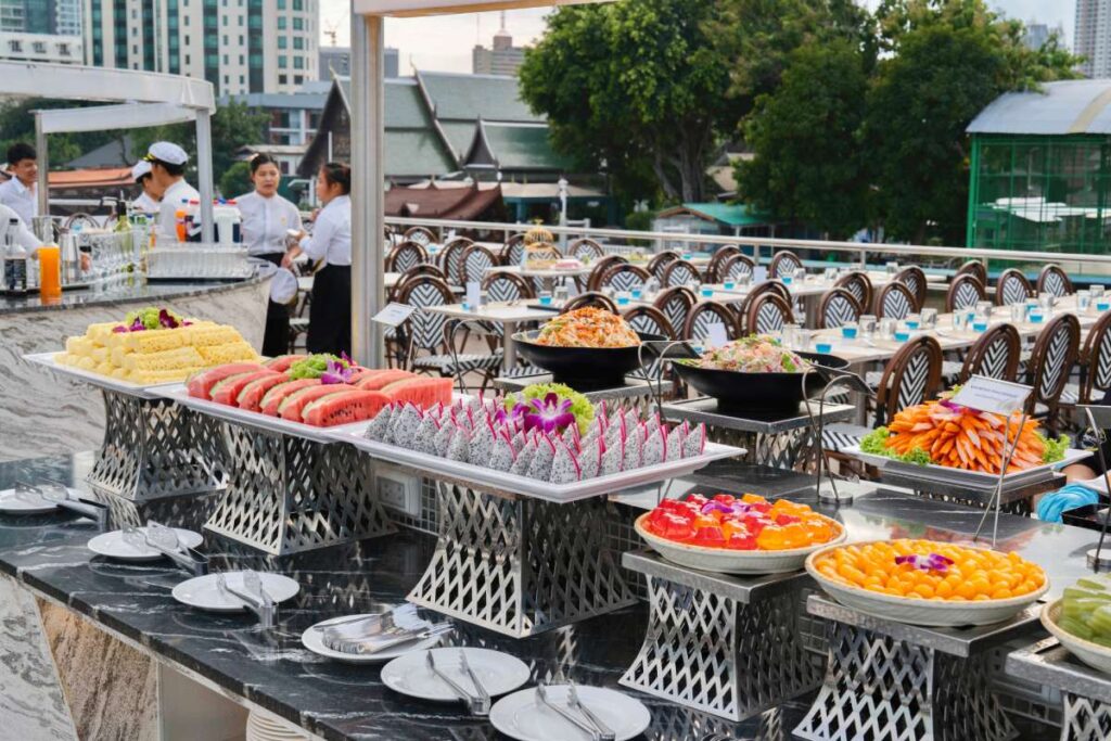 Amazing Buffet with Noah Cruise Bangkok