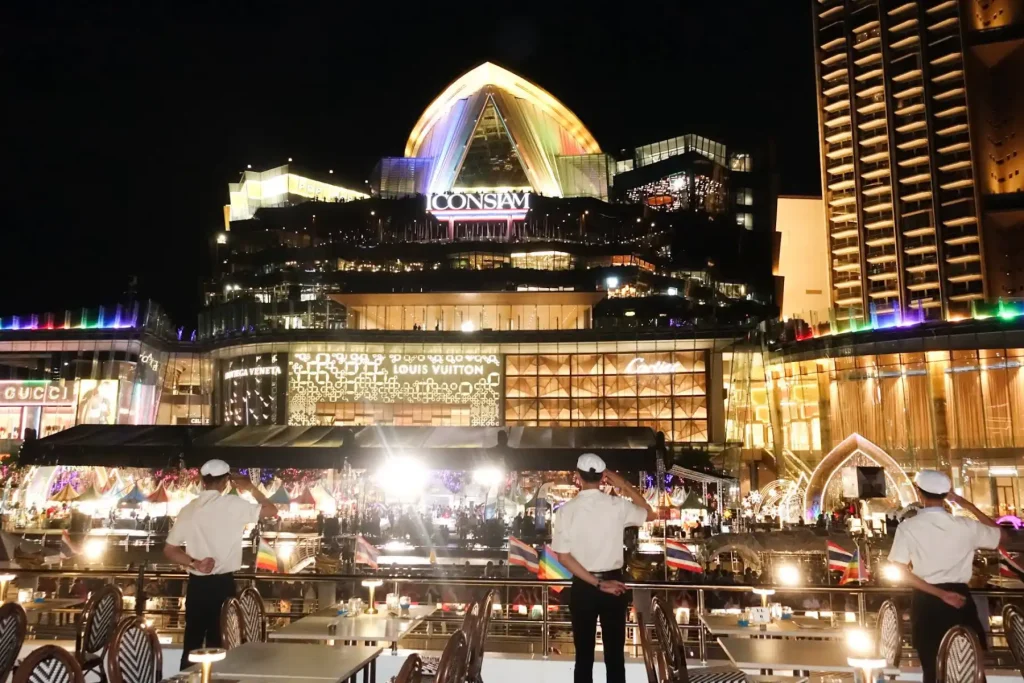 A complete guide to visiting ICONSIAM and Boarding a Bangkok River Cruise